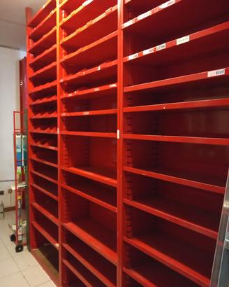 Scaffale per negozio 