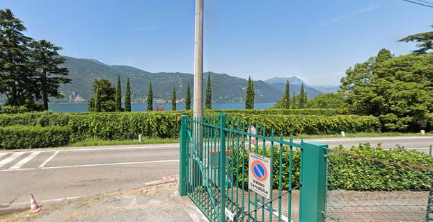 Stanza in villa Mandello del Lario-BAGNO PRIVATO