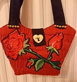 Borsa in lana fatta a mano