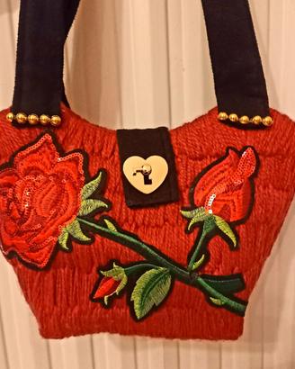 Borsa in lana fatta a mano