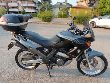 Aprilia Pegaso 650 – 2004 – I.E.