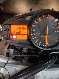 suzuki gsr 600 anno 2006 