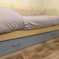 Letto cameretta ragazza con cuscinoni