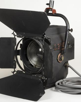 BOWENS Fresnel 3000W compatibile