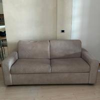 Divano letto matrimoniale
