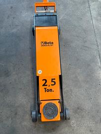 Sollevatore beta 3063/2,5 T ad aria