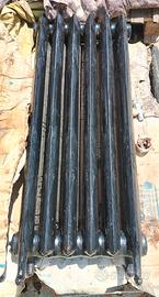 Radiatori intarsiati col.nero stile liberty