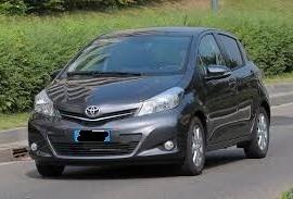 Toyota Yaris 1.0 5 porte Active in arrivo adatta p