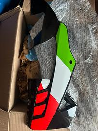 Semi carena vasca inferiore rsv4 2019- Tuono