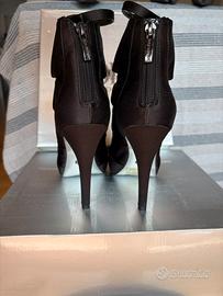 Scarpe nere con tacco Solo Soprani