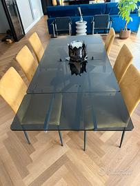 Tavolo Shangai Riflessi allungabile con sedie