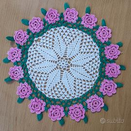 Centrini all’uncinetto fatti a mano 25 cm colorato