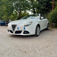 Alfa Romeo Giulietta JTDM 170CV