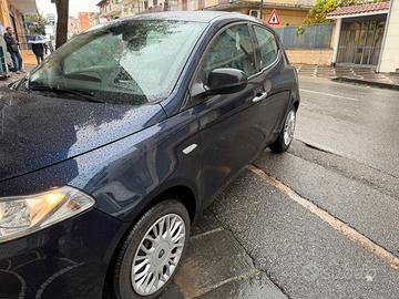 Lancia Y 44000km