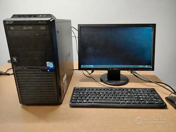 Postazione pc completa per studio/lavoro