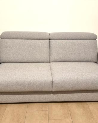 Divano letto matrimoniale