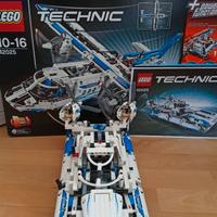 Lego Technic 42025 Aereo da Carico - 2 in 1