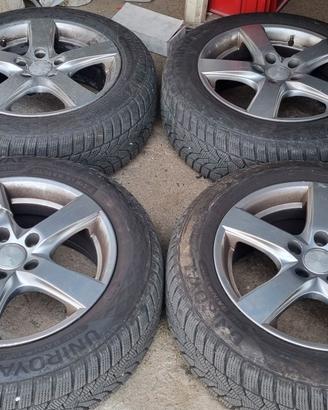 Kit Cerchi 16" + Gomme Invernali Uniroyal 205/55