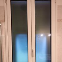 Finestra bagno doppia anta