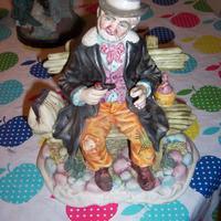 STATUINA IN CERAMICA CAPODIMONTE