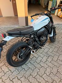 Yamaha XSR 700 2023