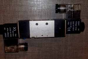 Elettrovalvola 5 vie con bobine 24V