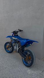 YZ 125 MOTARD TARGATA