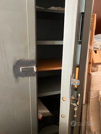 Armadio cassaforte in acciaio