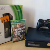 Xbox 360 4GB compresa di joypad+GTA IV