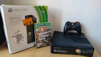 Xbox 360 4GB compresa di joypad+GTA IV