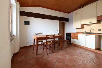 3 LOCALI A ROÈ VOLCIANO