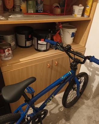 BMX blu
