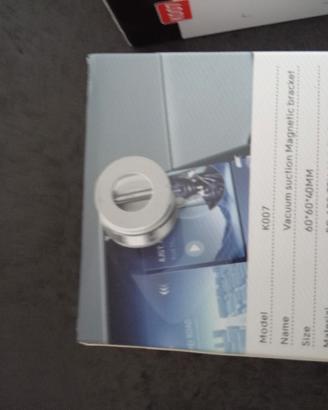 Supporto per telefono magnetico