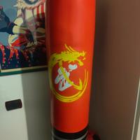 sacco da boxe con base