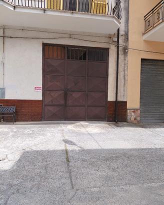 Garage rifinito