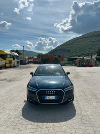 AUDI A3 1.6 TDI 116cv - 2018 - 145.000km - Led RGB