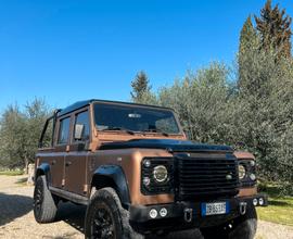 Land Rover Defender 110