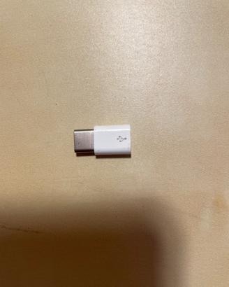 Adattatore da micro USB a USB-C