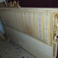 Letto Matrimoniale Antico Laccato e Dorato - Stile