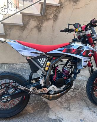 Fantic 50 Motard Top Viola (2018)