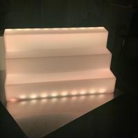 Mensola portabottiglie luminosa