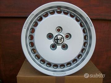 cerchio alfa romeo alfa 75 TS turbo 3.0 V6 6,5x14