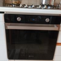 Forno pirolitico da incasso Bauknecht