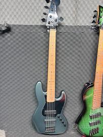 Jazz Bass Squier by Fender