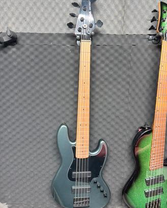 Jazz Bass Squier by Fender