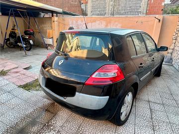 RENAULT MEGANE 2Serie