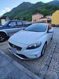 volvo v40 2.0 150cv