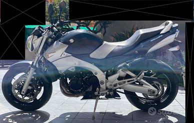 Suzuki GSR 600 - 2008