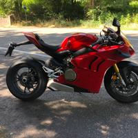 Ducati Panigale V4S