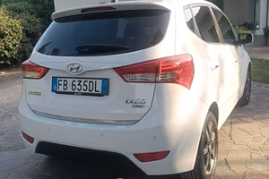 HYUNDAI IX20 CRD X PRIVILEGE.
